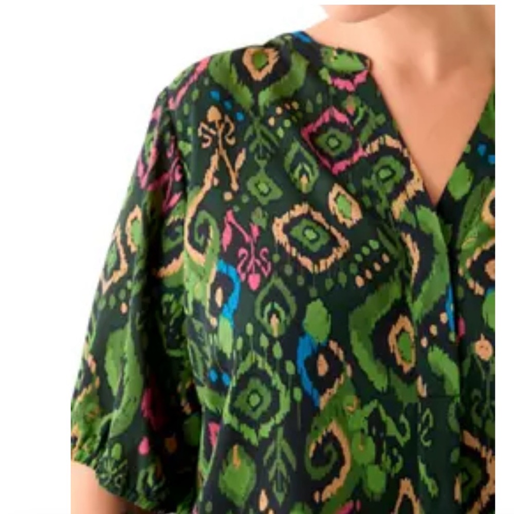 Philosophy geometric print short sleeve blouse plus size 1X pop over colorful